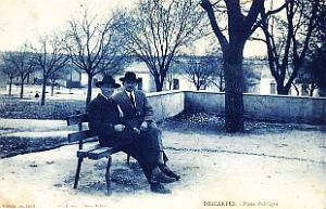 Descartes - Place Publique